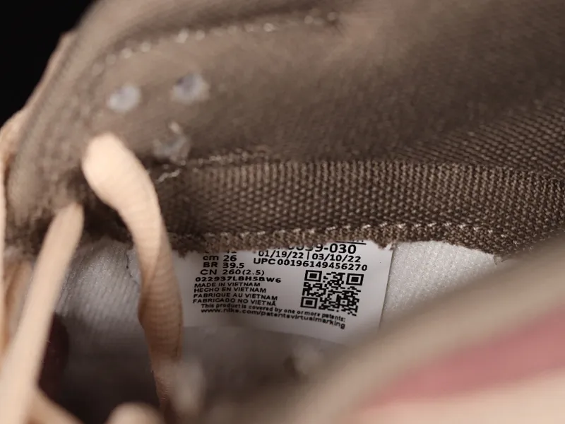 All Categories Nk SB Dunk Series Nk SB Dunk Low Low-top sneakers Otomo Katsuhiro x Nk SB Dunk Low "Steamboy OST" Creative customization collaboration Otomo Katsuhiro joint SB low-top sports and leisure sneakers LF0039-030